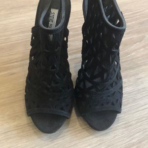 Steve Madden Bratt - black suede heels
